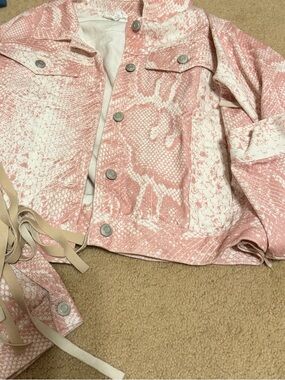 Peach Love California Pink Snake-Print Denim Jacket